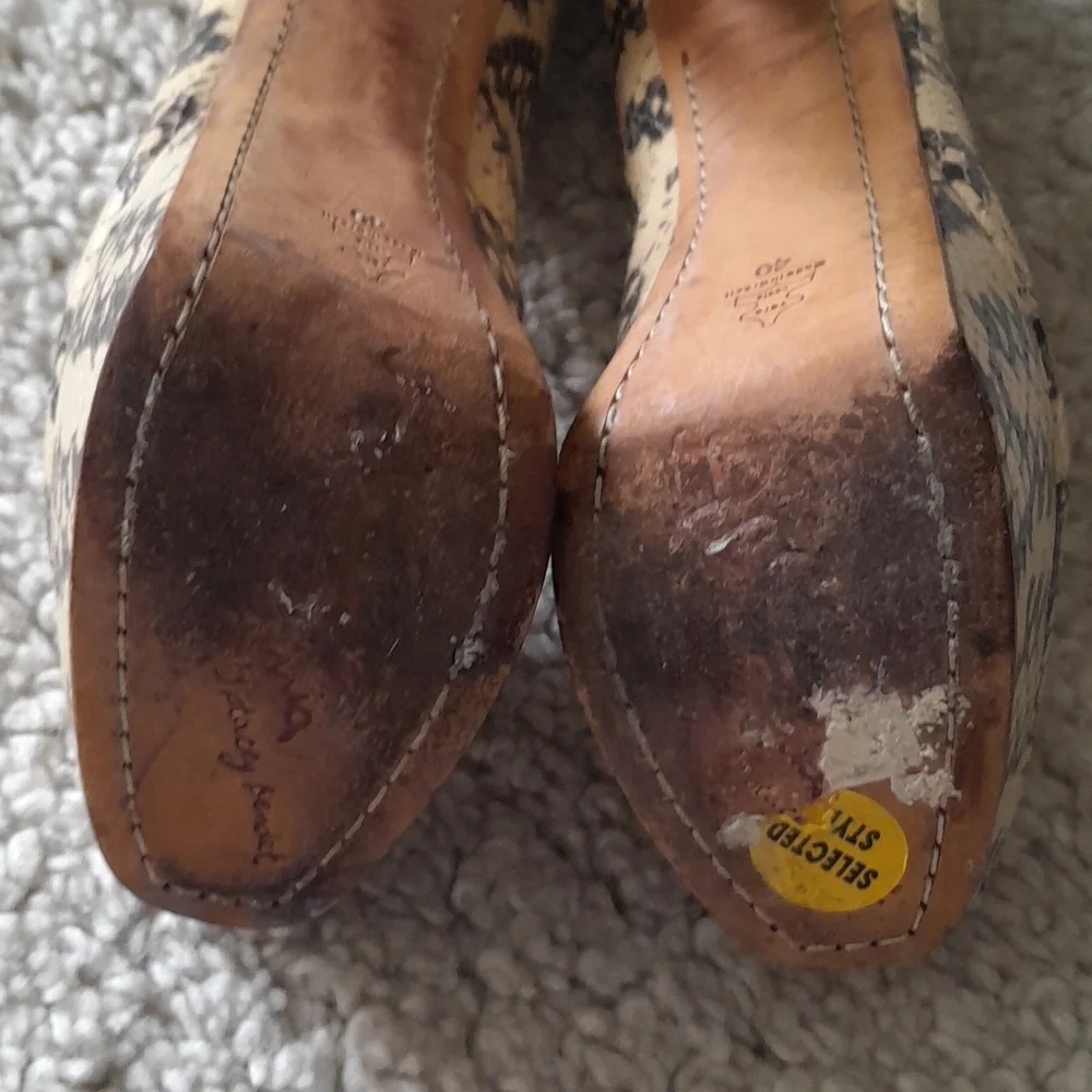 ALICE AND OLIVIA Larimore Leather Snake Skin Stiletto Platform Heels size 40